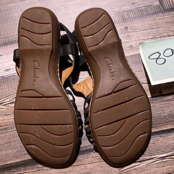 Sandals - Picture 3 of 5